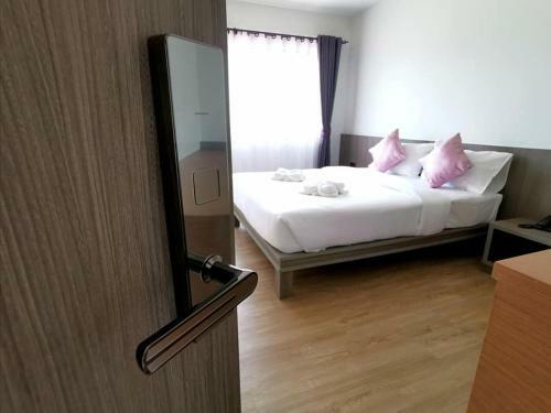 Hotel Orchid Residence Suratthani