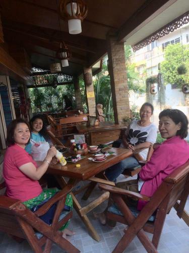 Tr Guesthouse