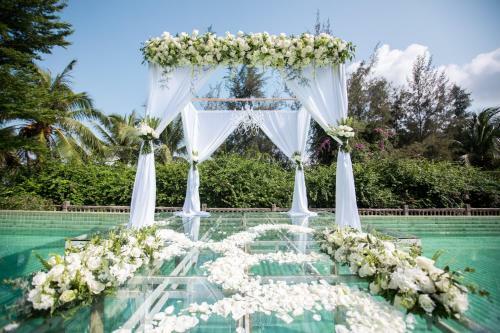 Hotel Yalong Bay Villas & Spa