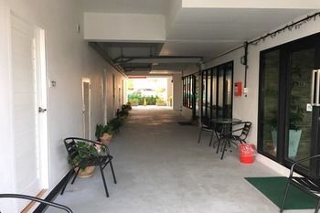 Hotel The Season Residence