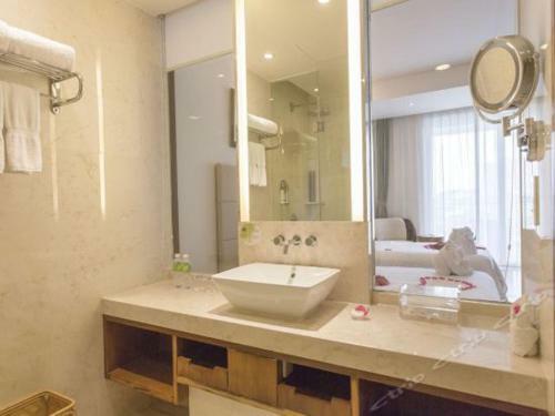 Hotel Mingshen Golf & Bay Resort Sanya