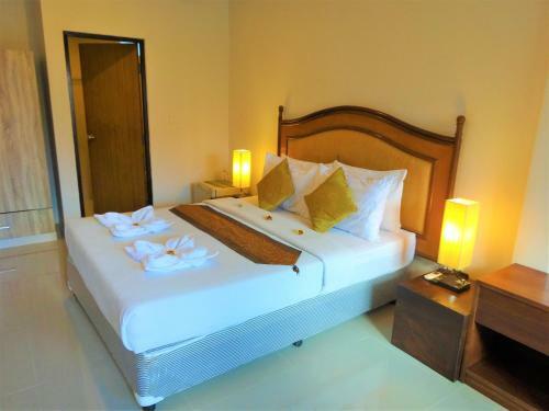 Hotel Bangrak Pier Samui Resort