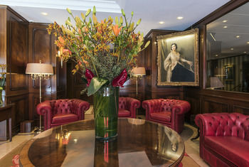 Hotel Bristol