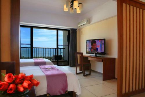 J Hotel