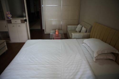 Shenzhen Style Apartment