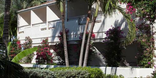 Hotel Blue Waters Resort And Spa