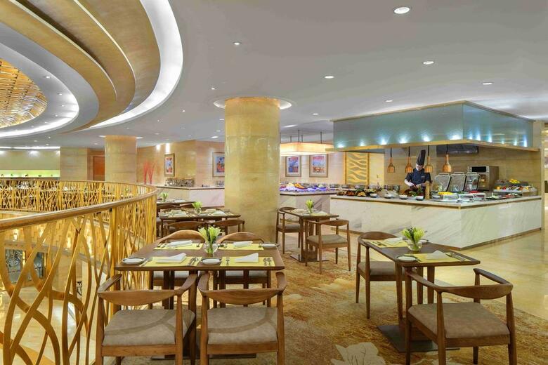 Radisson Blu Hotel Shanghai New World