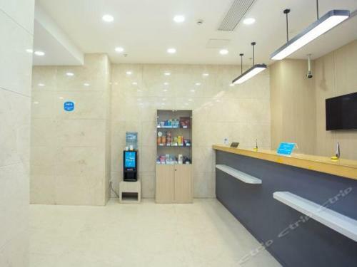 Hotel Hanting Express Shanghai Bund Middle Jiangxi Road