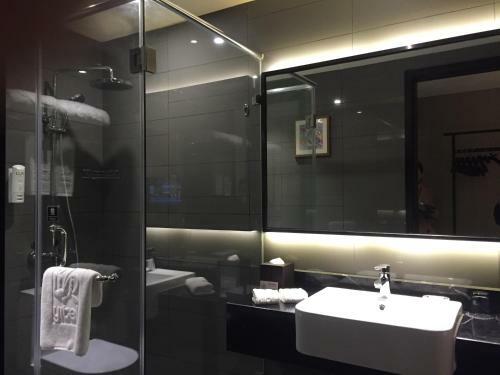 Hotel Yitel Chuansha Shanghai