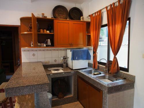 Hostal Waree's Guesthouse