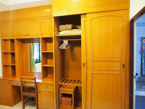 Hostal Waree's Guesthouse