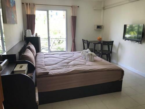 Hostal Gold Shop Room For Rent