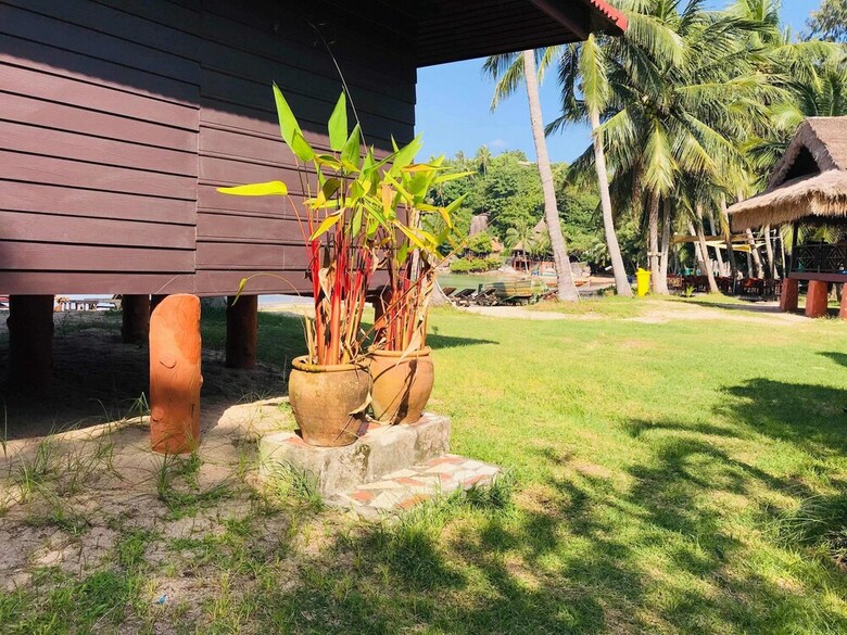 Bow Thong Beach Resort