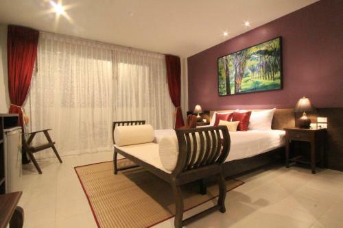 Hotel The Charm Kata