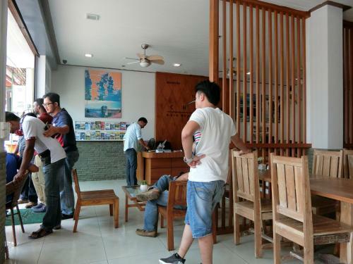 Hotel The Charm Kata