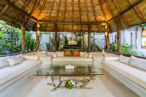 Hotel Phu Chaisai Mountain Resort & Spa