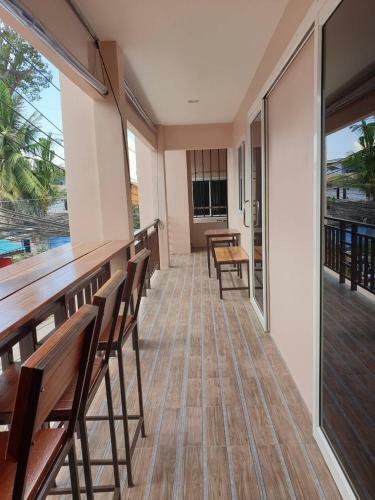 Hostal Sairee Center Guest House