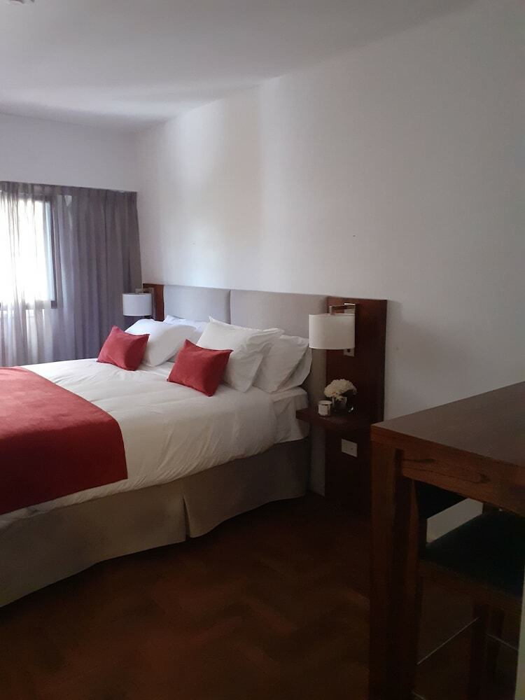 Hotel Salles
