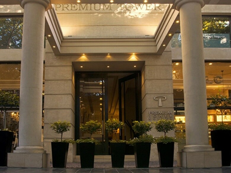Aparthotel Premium Tower Suites Medonza