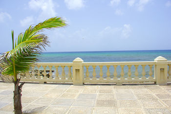 Dover Beach Hotel