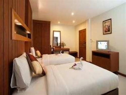 Hotel Deva Suites Patong