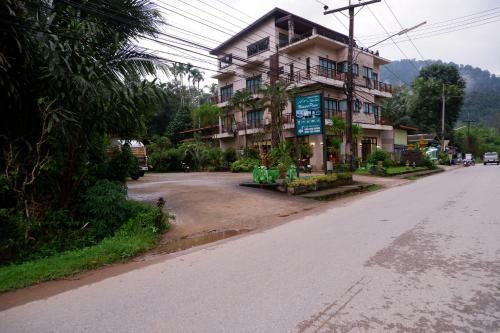 Apartamentos Khao Sok Nature Place