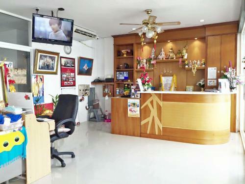 Hostal Swiss House