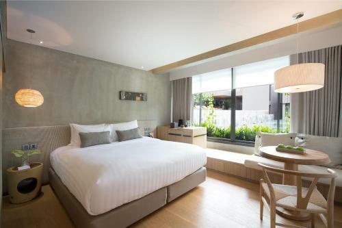 Hotel Ad Lib