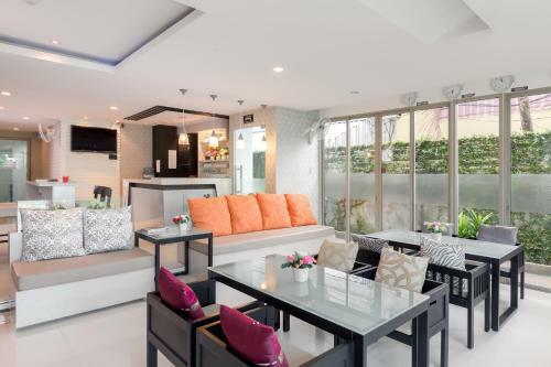 Apartamentos G1 Hotel Kamala Beach