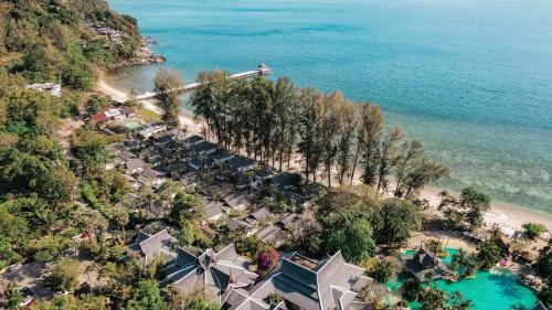 Hotel Thavorn Beach Village Resort & Spa Phuket