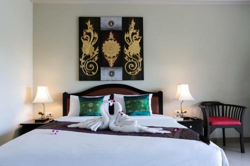 Hotel Naka Resort