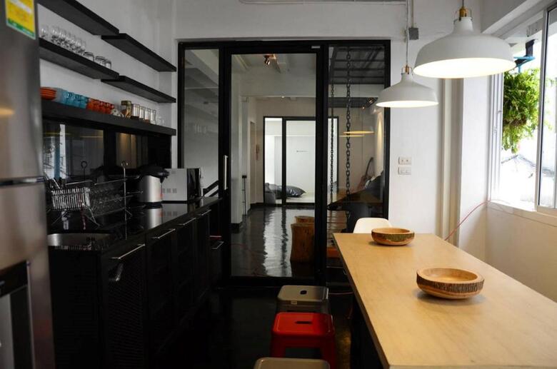 3howw Hostel @ Sukhumvit 21