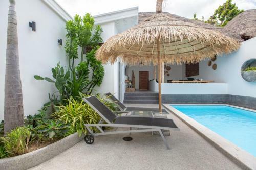Eden Beach Villas