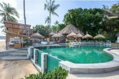 Eden Beach Villas