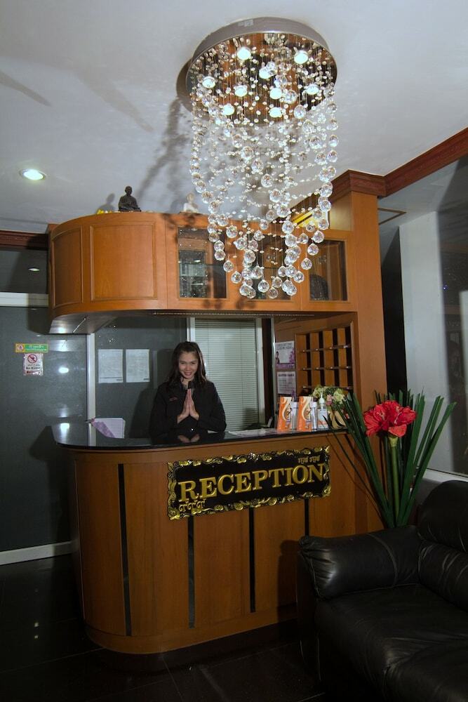 Hotel Sky Suites