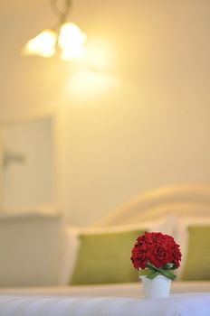 Sidewalk Boutique Hotel