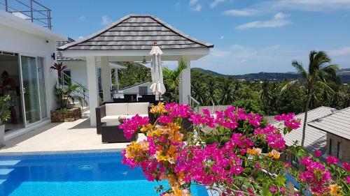 Paradise Island Villa