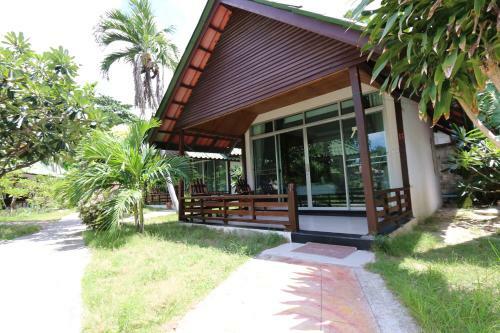 Hotel Marine Bungalows Samui