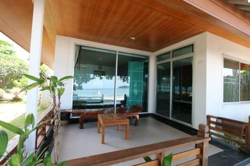 Hotel Marine Bungalows Samui