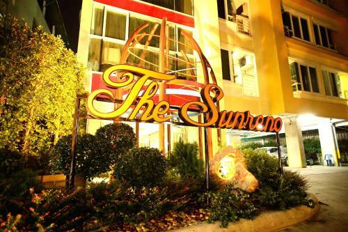 Aparthotel The Sunreno Serviced Apartment