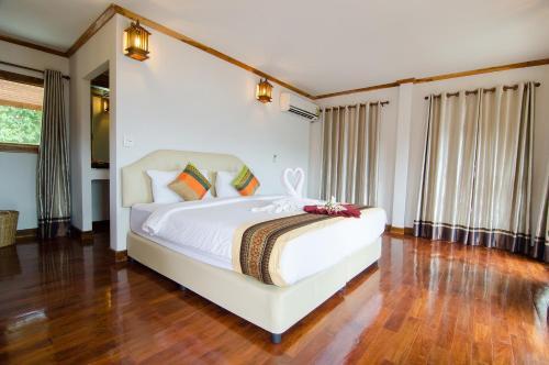 Hotel Phi Phi The Beach Resort