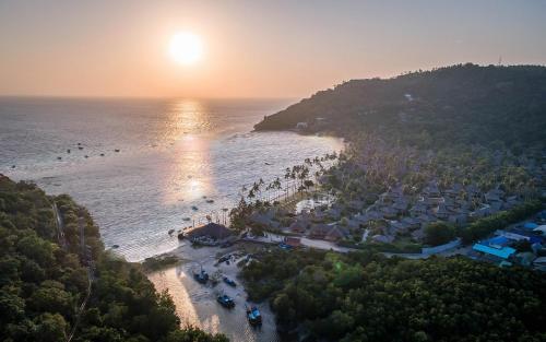 Hotel Phi Phi Island Village Beach Resort