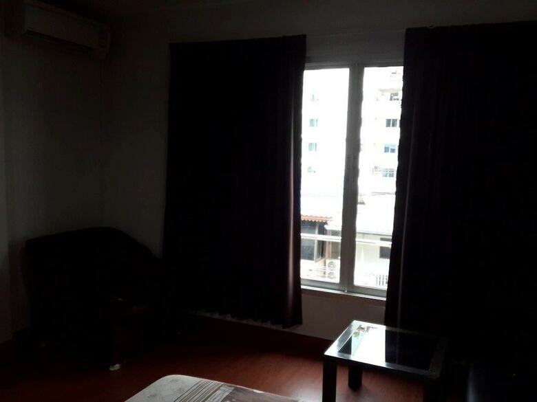 Hotel Orchid Inn