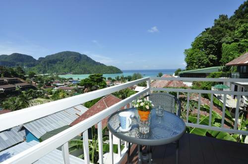 Hotel Papaya Phi Phi Resort