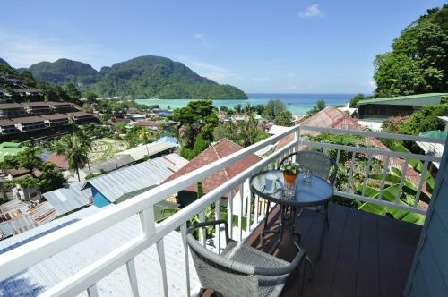 Hotel Papaya Phi Phi Resort