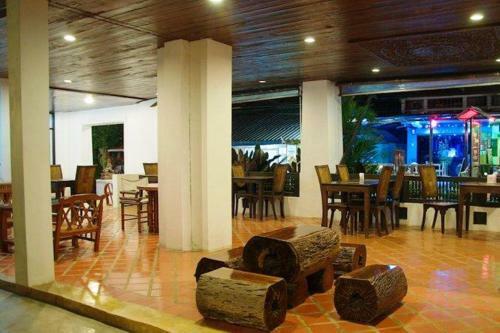 Hotel Holiday Park