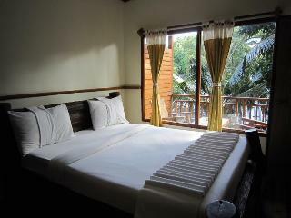 Phuttachot Resort Phi Phi