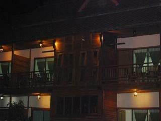 Phuttachot Resort Phi Phi