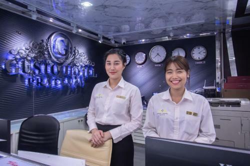 Pratunam Pavilion Hotel