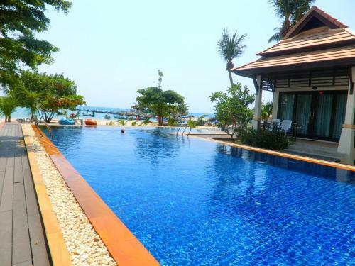 Hotel Poolsawat Villa
